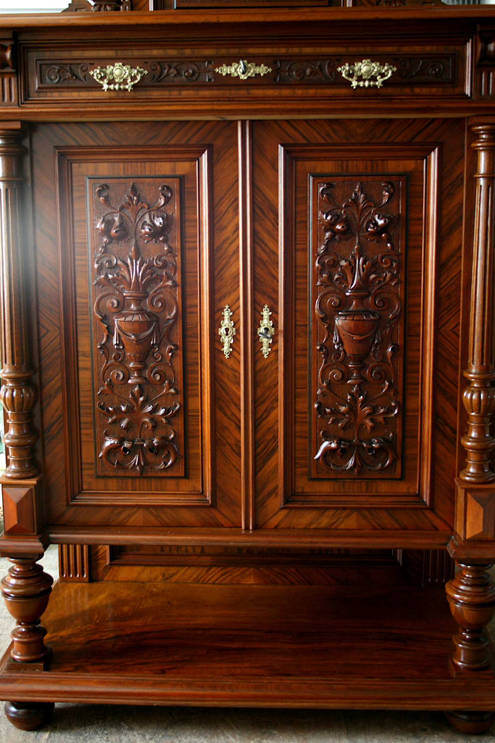 Gruenderzeit Aufsatzvertiko