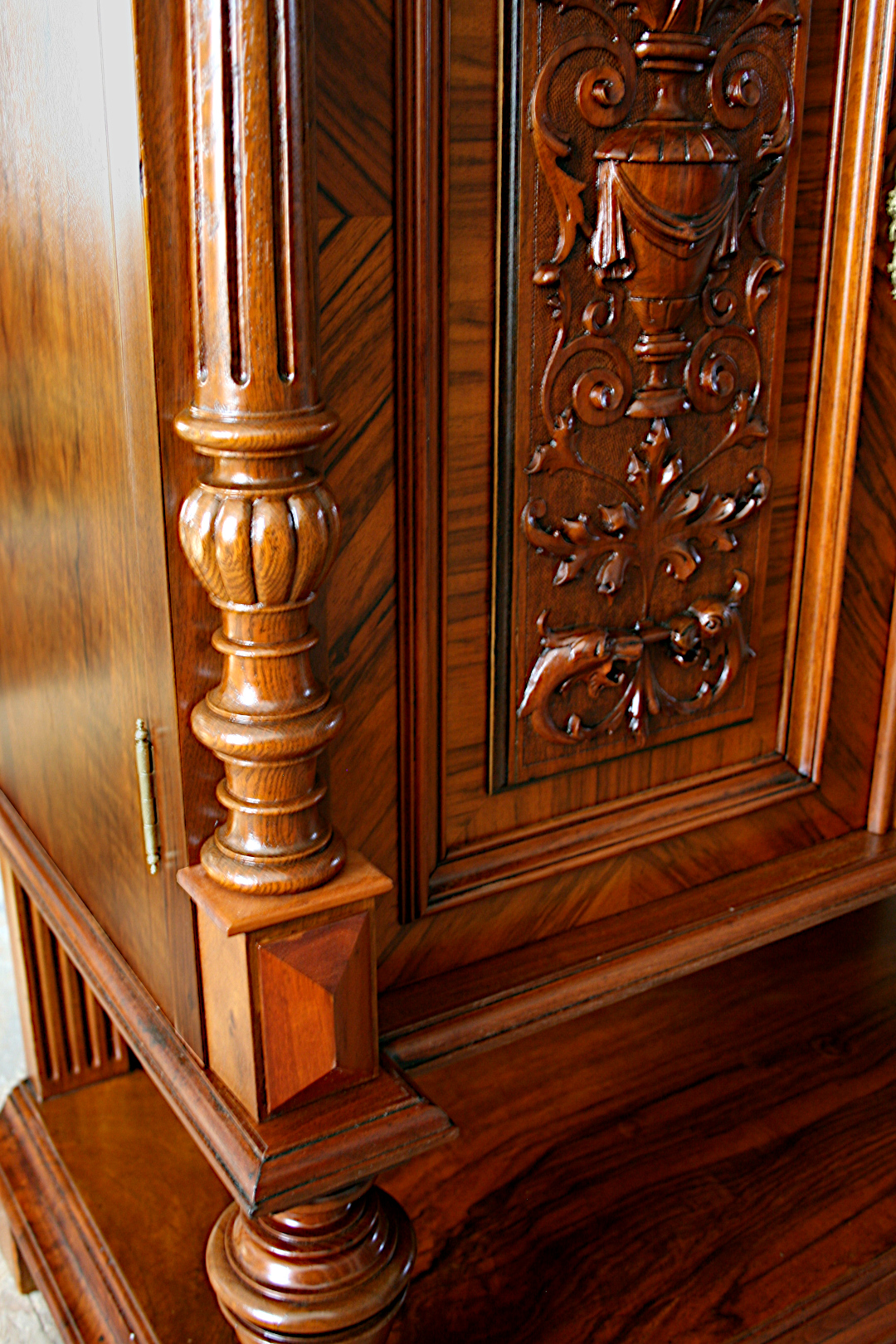 Gruenderzeit Aufsatzvertiko